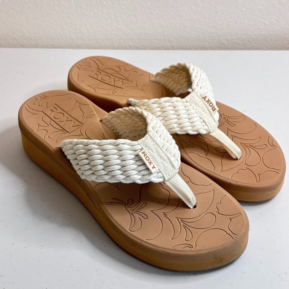 Roxy Playa Dia Wedge Tan White Crochet Flip Flops US Women's Size 6